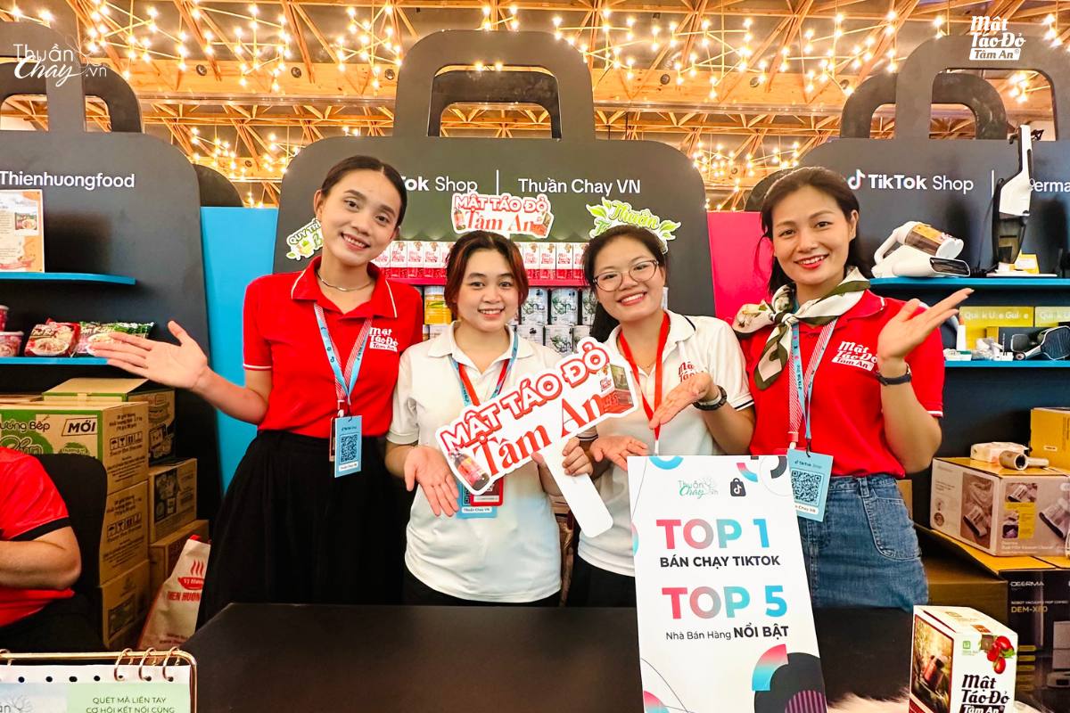 Mật Táo Đỏ Tâm An tại TikTok Shop Creator Bootcamp: Mega Sales 2025